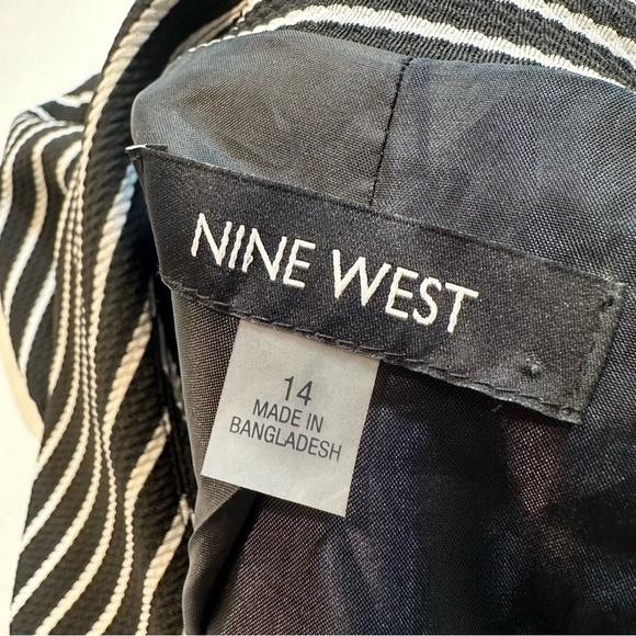 Nine West Women's Black & White Striped Jacket Size 14 Coat Cape [B35#71] - Picture 3 of 12
